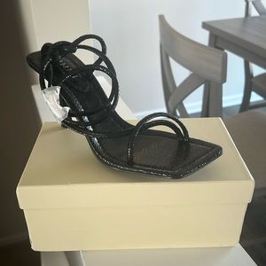 Simmi black heels